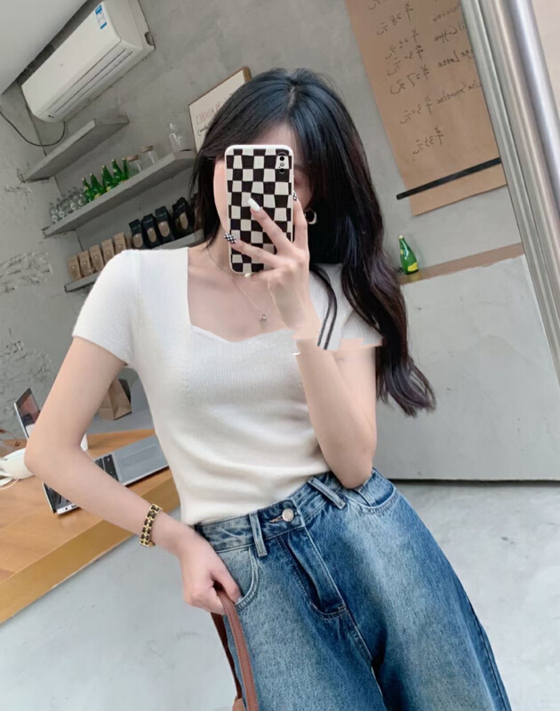 [Qiqi clothes house] retro, self-cultivation and chic minority sweater 2137# XYY