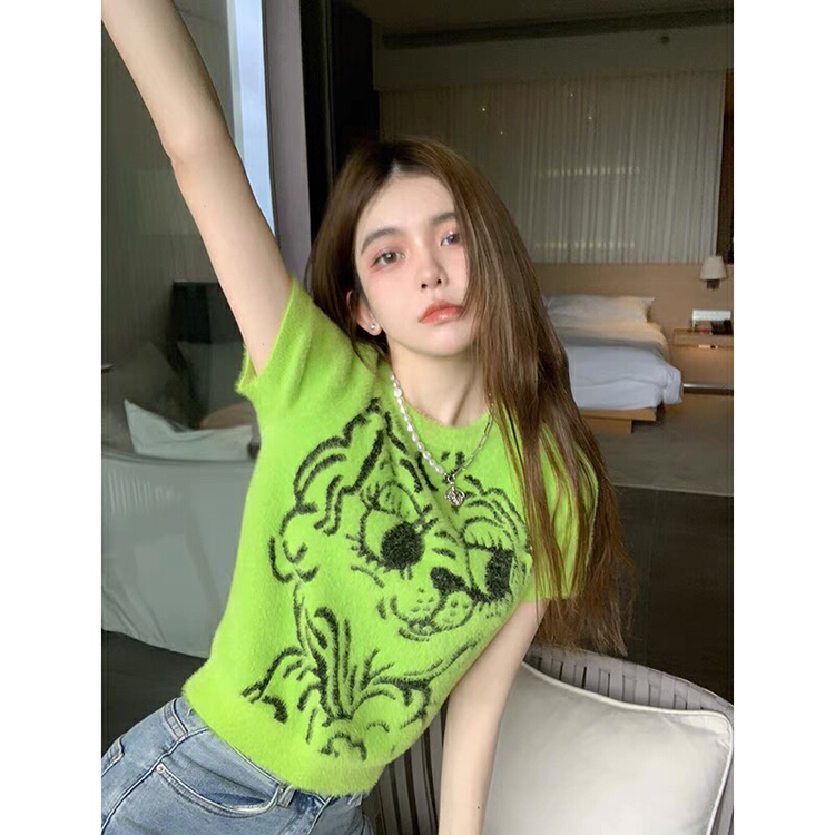 [LML] year of the tiger fluorescent green short navel exposed short sleeved sweater (70% wool) 8436# ozq