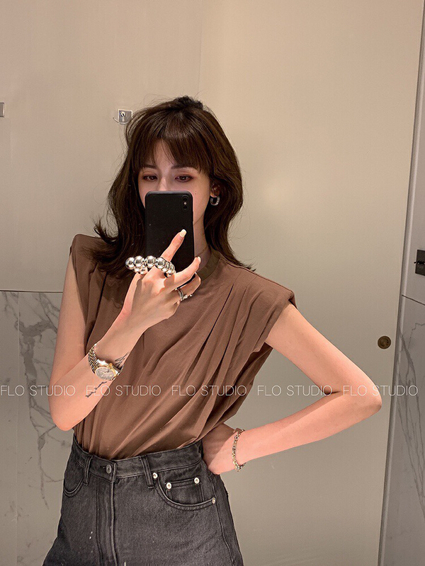 New year in early spring! [wgwe] fashionable super thin right angle shoulder round neck vest 1054# PCZ