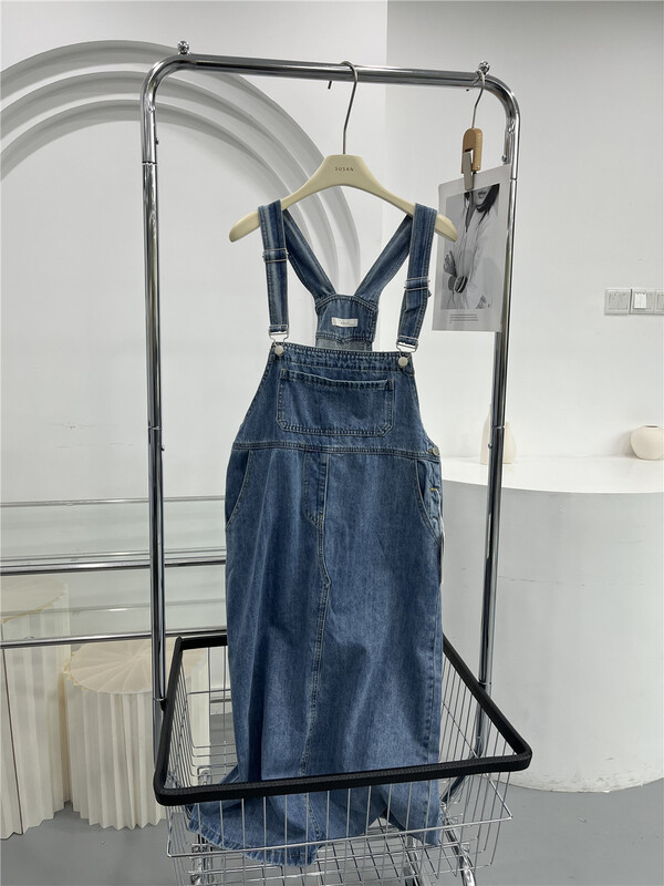 New year in early spring! [Susan] Korean version age reducing versatile large pocket denim strap skirt ys2-7029# LSW