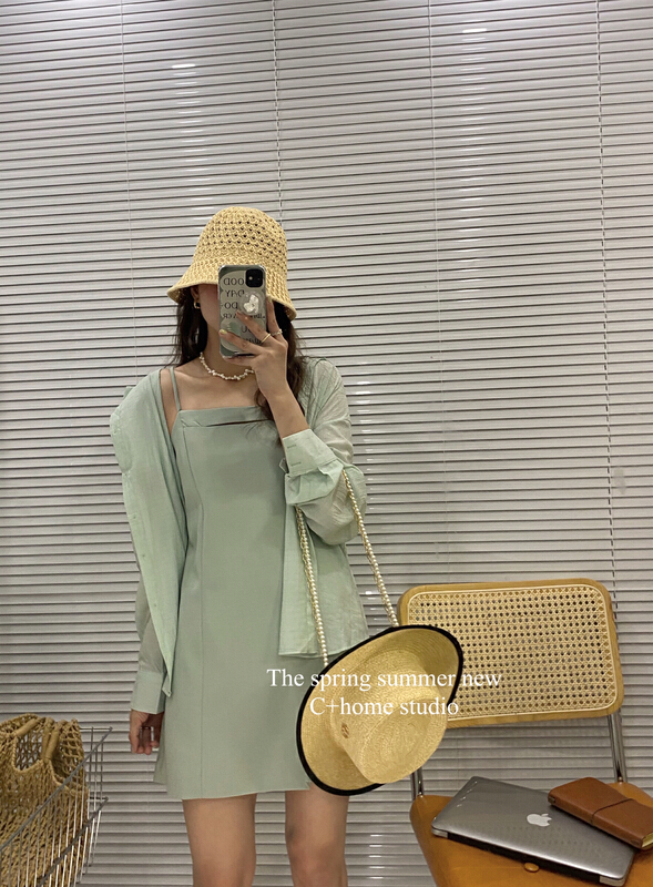 [C + home] Korean solid color suspender dress 68818# HBx