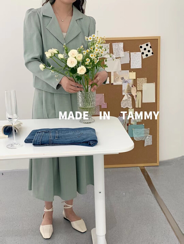 New year in early spring! [Tammy] bubble sleeve simple urban commuter suit 30770# L