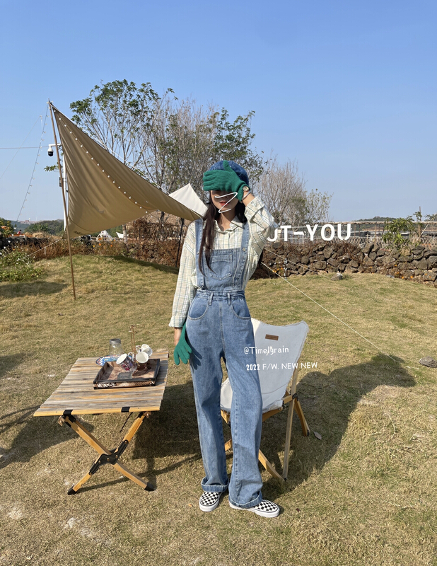New year in early spring! [timely rain] Han Feng ins retro and versatile, loose and thin, Wide Leg Denim suspenders 02119# jhy