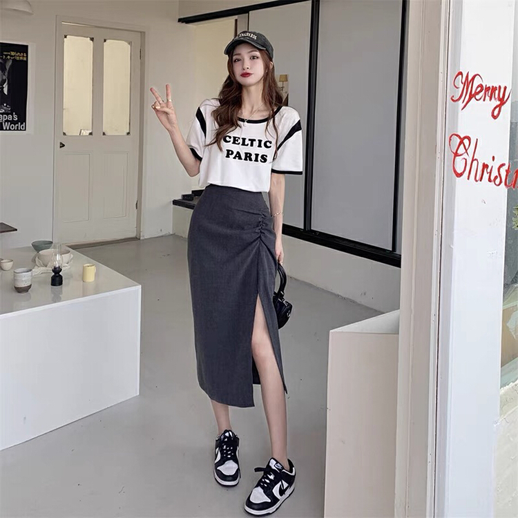 New in early summer! [jun.t] round neck short sleeve T-shirt + slim skirt two piece suit 5799# PCZ