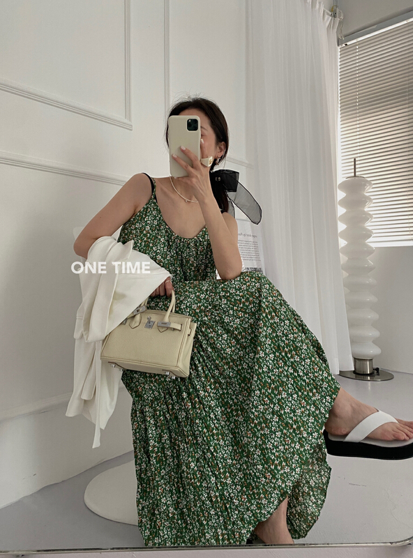 New in early summer! [one time] floral pleated suspender dress xw5050# CLS