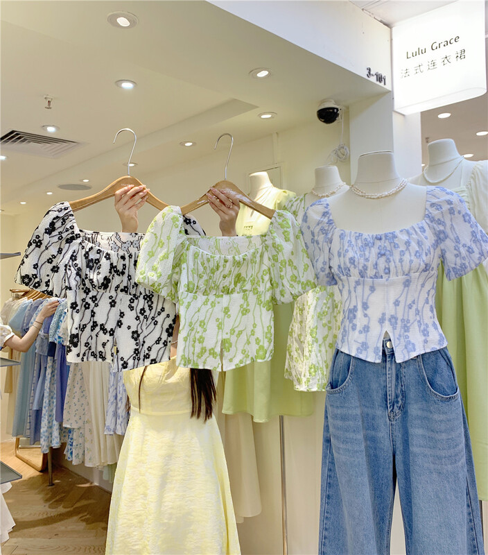 【LULU GRACE】韓系清新印花短款小衫  6326#  ZJY