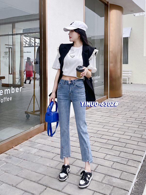 New year in early spring! [Yinuo Yinuo denim] elastic and slim classic pop slit pipe jeans 6302# ZSY