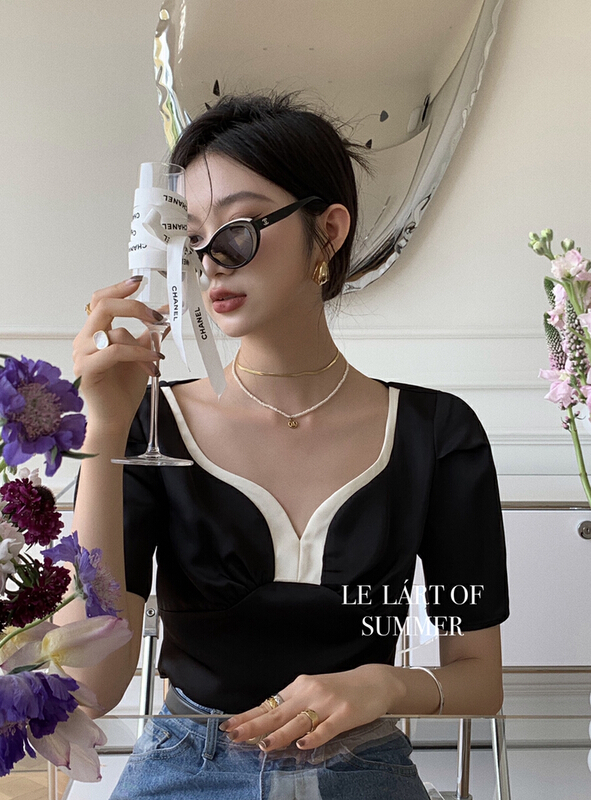 [le lart] high fashion French Hepburn style black and white color blocking exposed collarbone blouse ll5477# XYJ