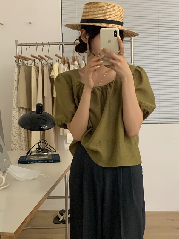 New in early summer! [wanna] simple temperament Square Neck Shirt 89102# cqw
