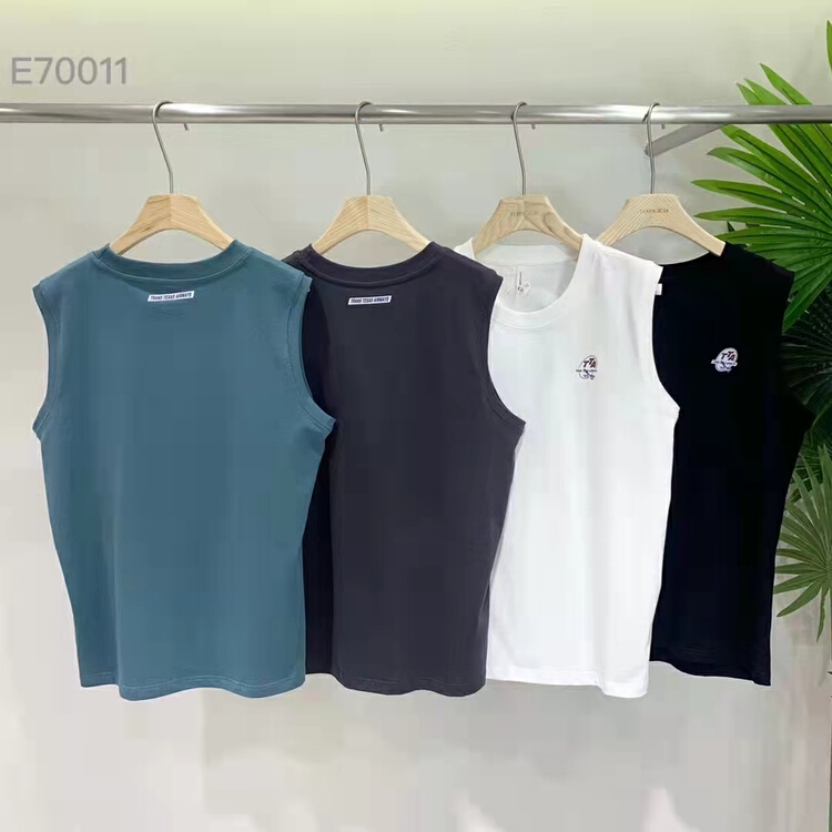New year in early spring! [wild] round neck letter versatile vest e70011# ZZL