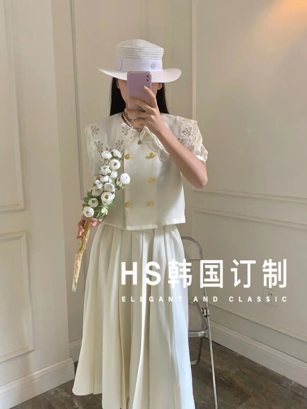 [HS custom made in Korea] Korean style large lapel shirt + pure color pleated skirt set 65265# hjy