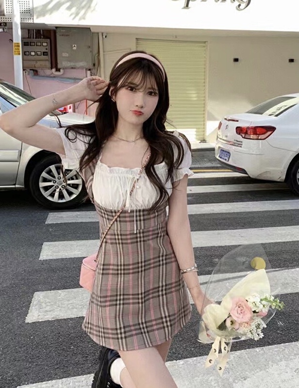 [Linna] Korean sweet check stitched bubble sleeve dress 124606# zxx