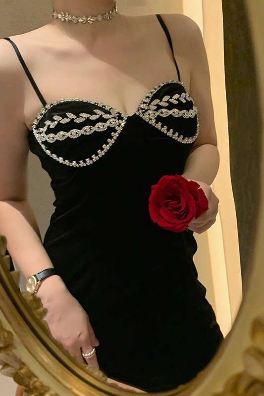 [pepper] light luxury lady fan heavy industry velvet suspender dress 1230# ozq