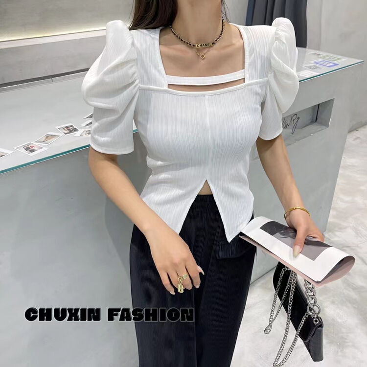 New in early summer! [c.x initial heart] careful machine design, slim and slim, split foam sleeve, square neck shirt 6081# WTT