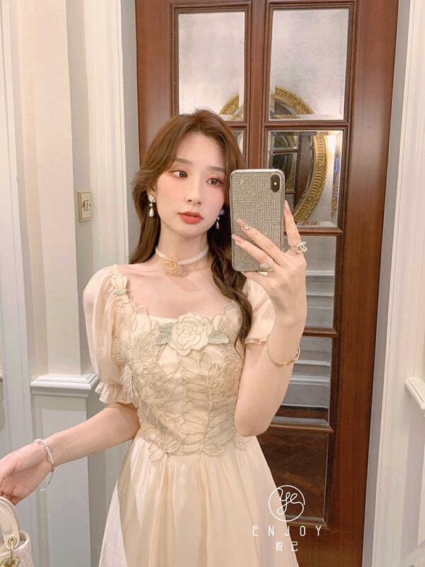 [enjoy · Yueji] embroidery design sense retro gentle dress 8871# PCZ