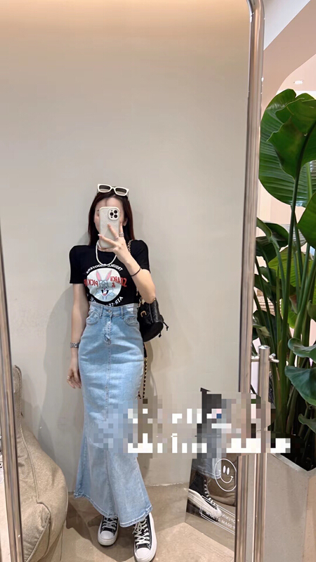 New in early summer! [ruru-clutching] pattern printed round neck short sleeve T-shirt 6119# WPL