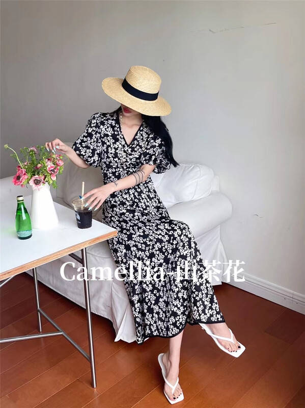 New in early summer! [Camelia] temperament holiday Style Floral V-neck dress 9710# hjy