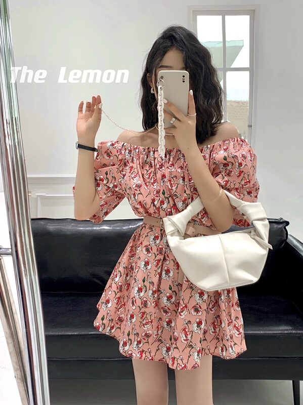 goods in stock! New in early summer! [lemon green tea] Korean small floral temperament dress (with belt) 2128# hjy