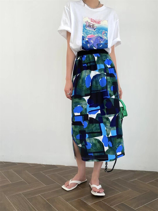 goods in stock! [black + white] Korean fashion graffiti loose A-line skirt 2s06757m# lwy