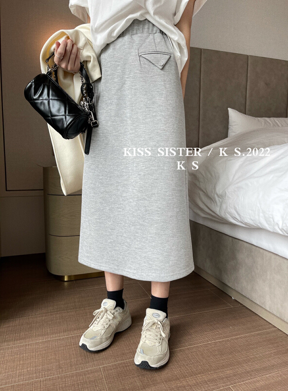 goods in stock! New year in early spring! [kiss sister] triangle pocket design casual skirt 22a8032# ozq
