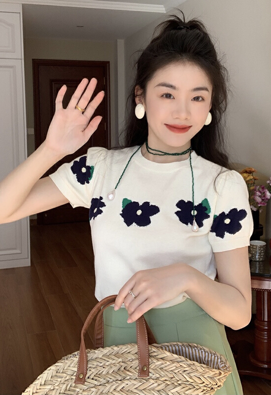 [savage] sweet aging round neck contrast flower T-shirt e8210# WPL