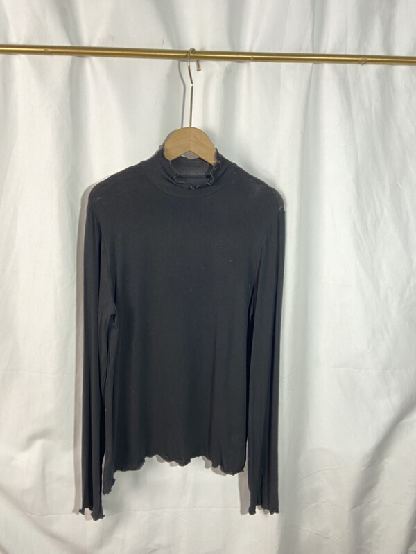 New in early summer! [Yi show shop] Korean style simple and comfortable bottoming shirt 966# Cl