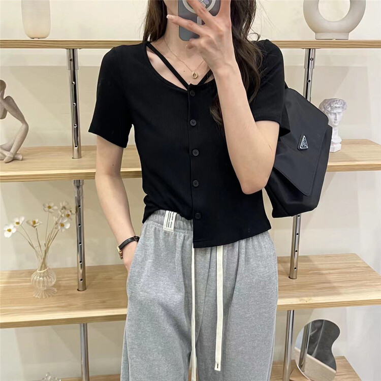 New year in early spring! [six plus] simple foreign style versatile cardigan + sexy vest suit 8013# CLS