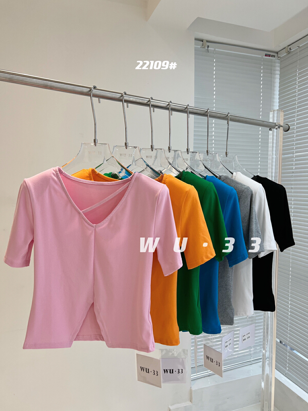 [Wu. 33] slim and comfortable Korean V-neck short sleeve T-shirt 22109# WTT