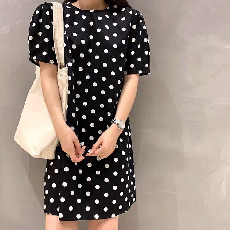 [YJ. Simple] Korean personalized wave point loose skirt (without belt) 2326# ozq