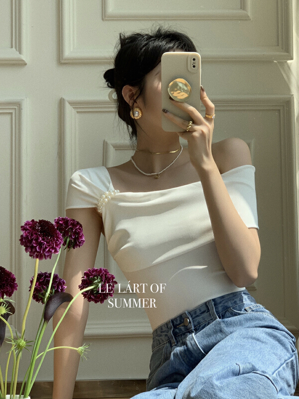 New in early summer! [le lart] high fashion French pure desire style off shoulder one line collar pearl decoration blouse ll5445# XYJ