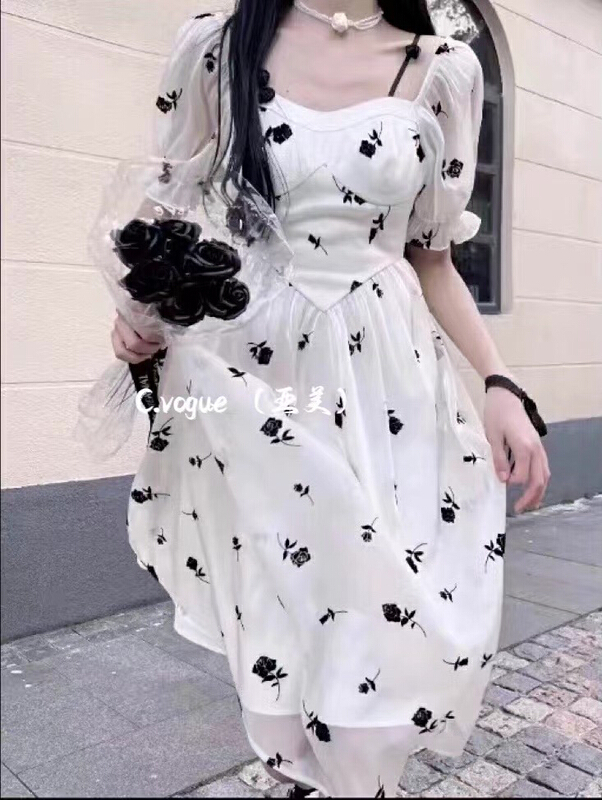 [c.vogue] French temperament gentle drop shoulder sleeve suspender flocking dress 28290# PCZ