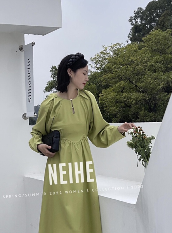 goods in stock! [neihe] temperament medium length lace up dress 22109# zxx