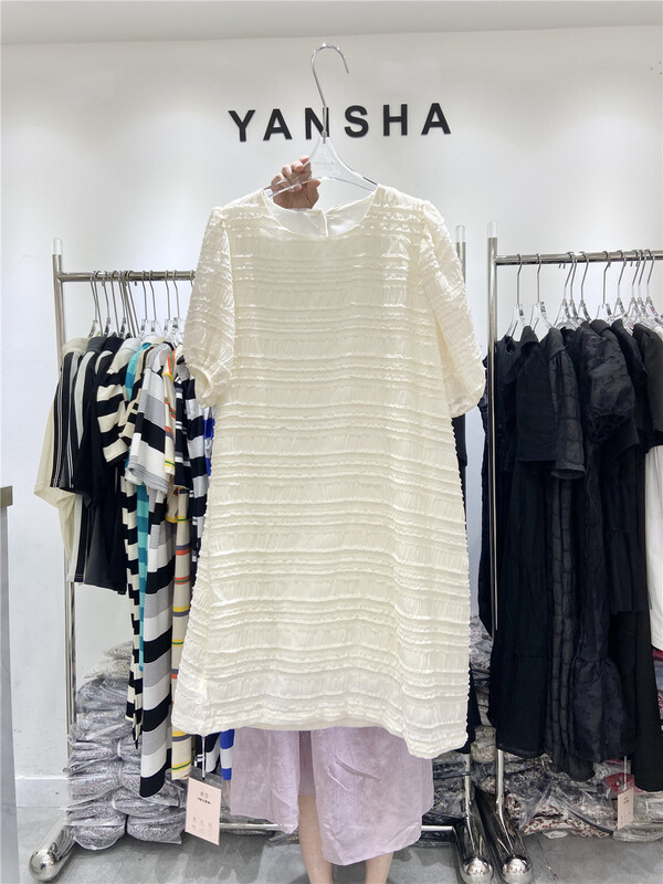 [Yan Sha] simple texture fashion bubble sleeve dress 210# CLS