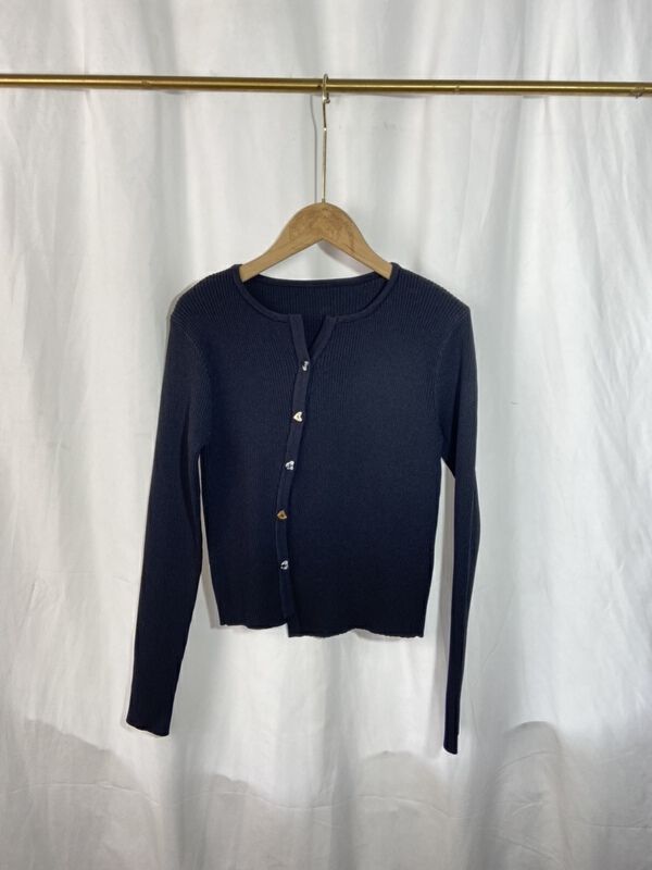 [Yi show shop] design sense retro thin knitted cardigan 1296# Cl