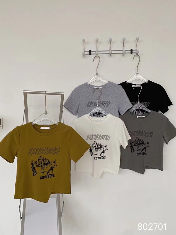 New year in early spring! [June] niche design round neck short sleeve T-shirt 802701# XYY