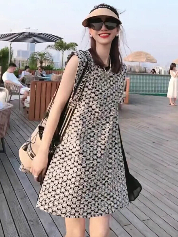 [come and see] design sense sleeveless splicing loose foreign style dress 1129# JJ