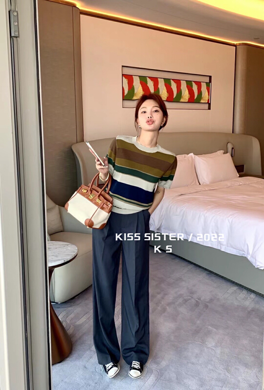 [kiss sister] crew neck Pullover color matching sweater 22m8056# ozq
