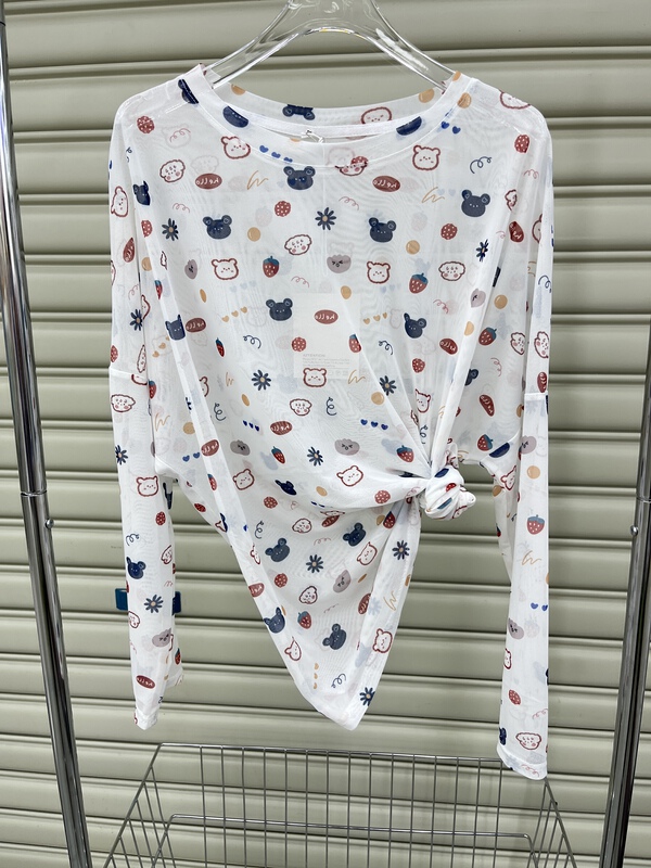 [Yilin] Korean cartoon full screen sunscreen shirt 2299# WTT
