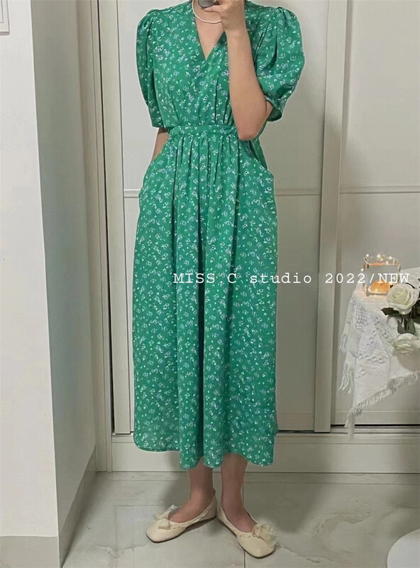 New in early summer! [miss. C studio] French V-neck waist closing bubble sleeve dress 1981# zxx