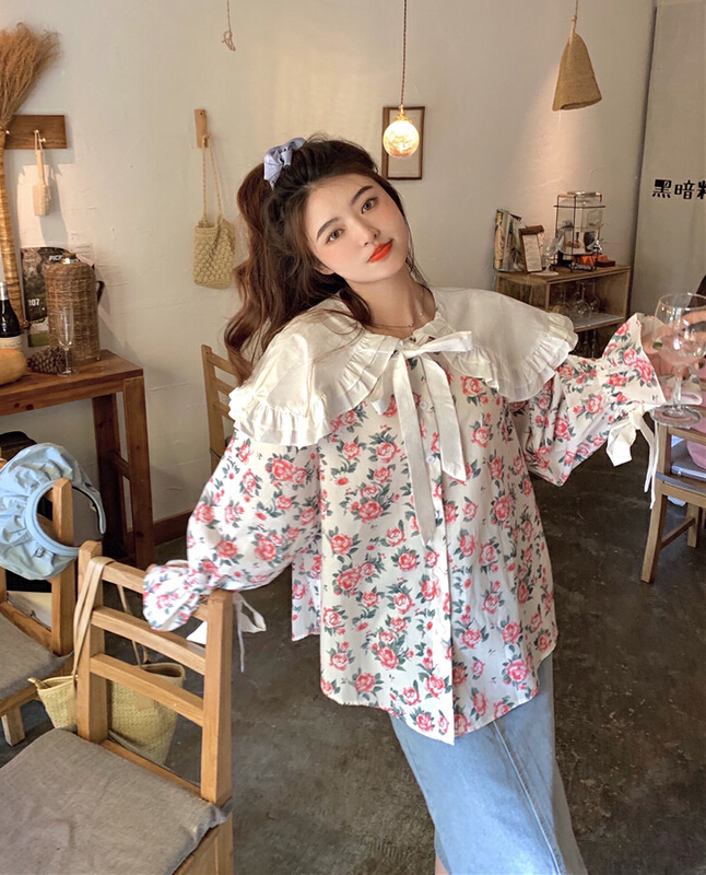 New year in early spring! [timely rain] sweet aging design sense of minority doll collar floral blouse 72590# YYW