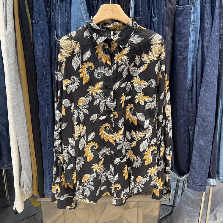 [fabric] contrast printed long sleeved loose sunscreen shirt 592025# L