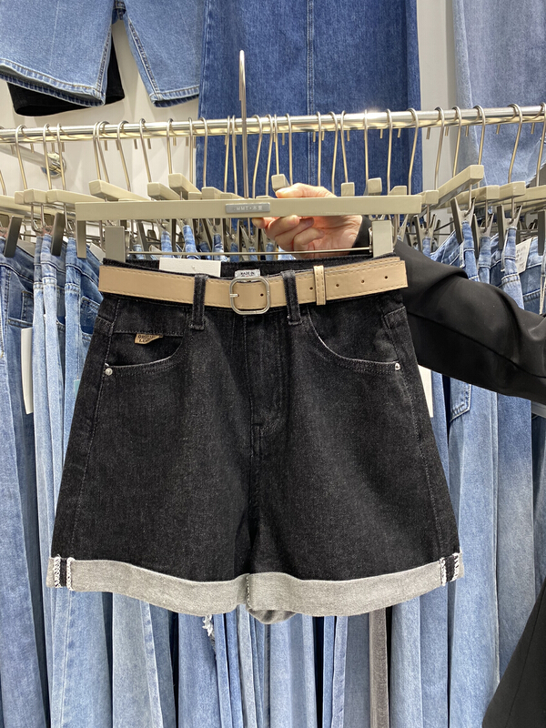 New in early summer! [Jiajia Muli] elastic crimped versatile denim shorts (with belt) 991# L