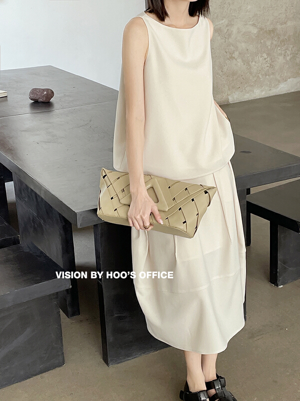 New in early summer! [gracetina Hoo] round neck Pullover suspender Vest + design slim skirt set tz2130# zxl