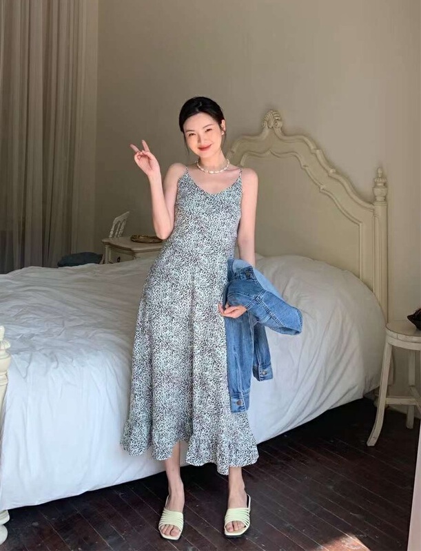 New year in early spring! [blossom] Korean suspender contrast Printed Dress 2822# zxx
