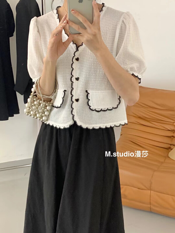 [MSTUDIO MANSA] V-neck color stitched fashion shirt (excluding necklace) 073# ll