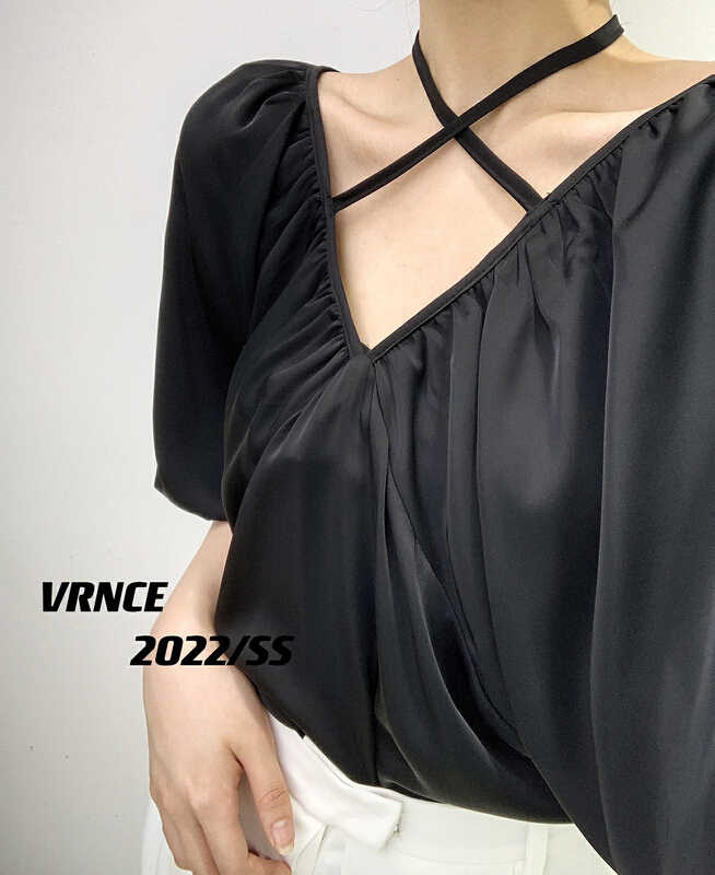 New in early summer! [Vince] high sense big brand minimalist front and back cross strap small shirt 5180# XYJ
