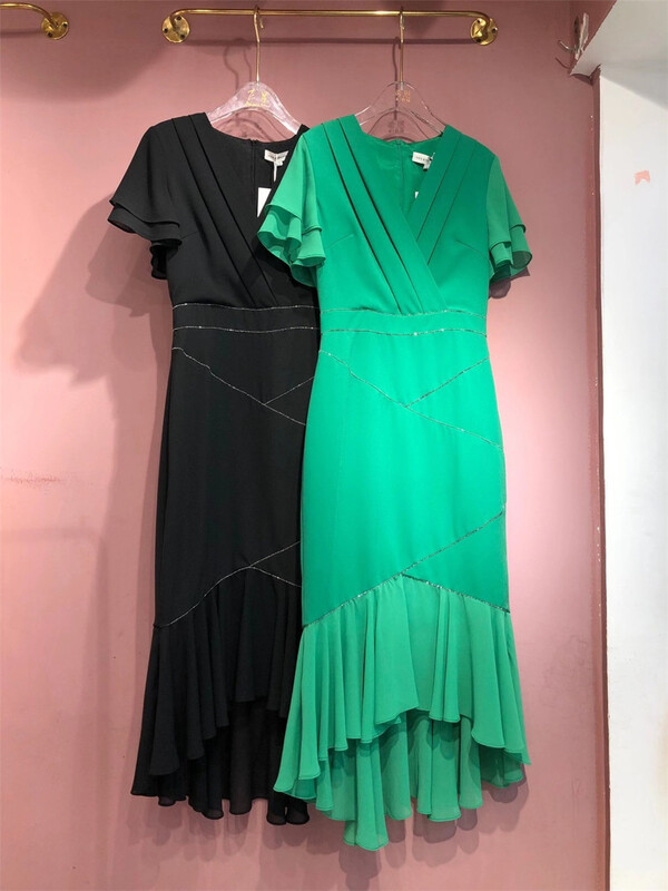 New in early summer! [sheen] big woman slim V-neck dress 313# JJ