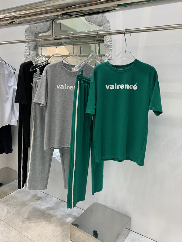[Qi] round neck lettered Pullover short sleeve T-shirt (excluding pants) 6302# ZZL