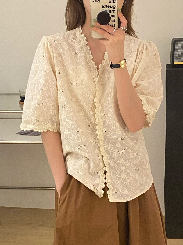 [tototellme] Korean version simple embroidered blouse 20489# HBx