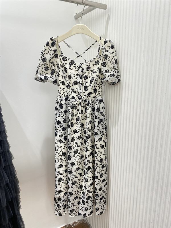 New in early summer! [alixuan] French floral square neck waist dress 6201-1# WPL
